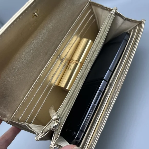 CHANEL Authentic Gold Flap Wallet/Clutch - Picture 15 of 16
